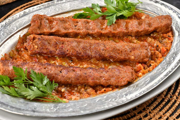 Altı Ezmeli Kebap
